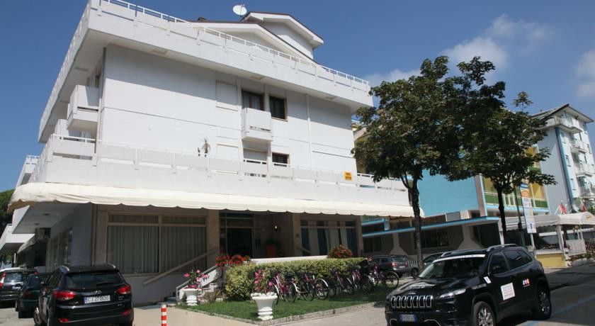 Hotel Pigalle Lido di Jesolo Exterior foto